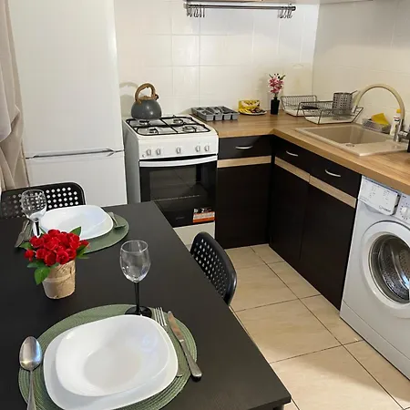 Przestronna Kawalerka Mokotow Dla 3 Osob Varsavia