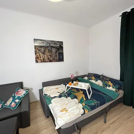Przestronna Kawalerka Mokotow Dla 3 Osob Apartment Warschau