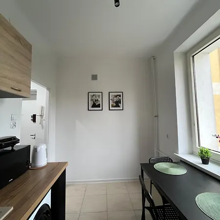 Apartment Przestronna Kawalerka Mokotow Dla 3 Osob Warschau