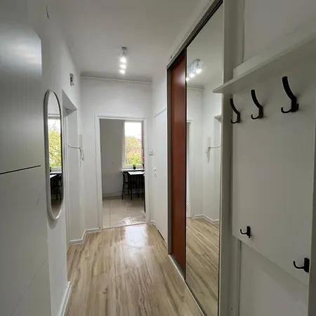 Przestronna Kawalerka Mokotow Dla 3 Osob Βαρσοβία